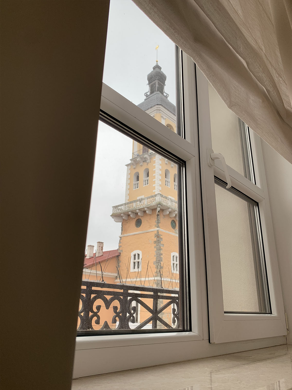 room208_03