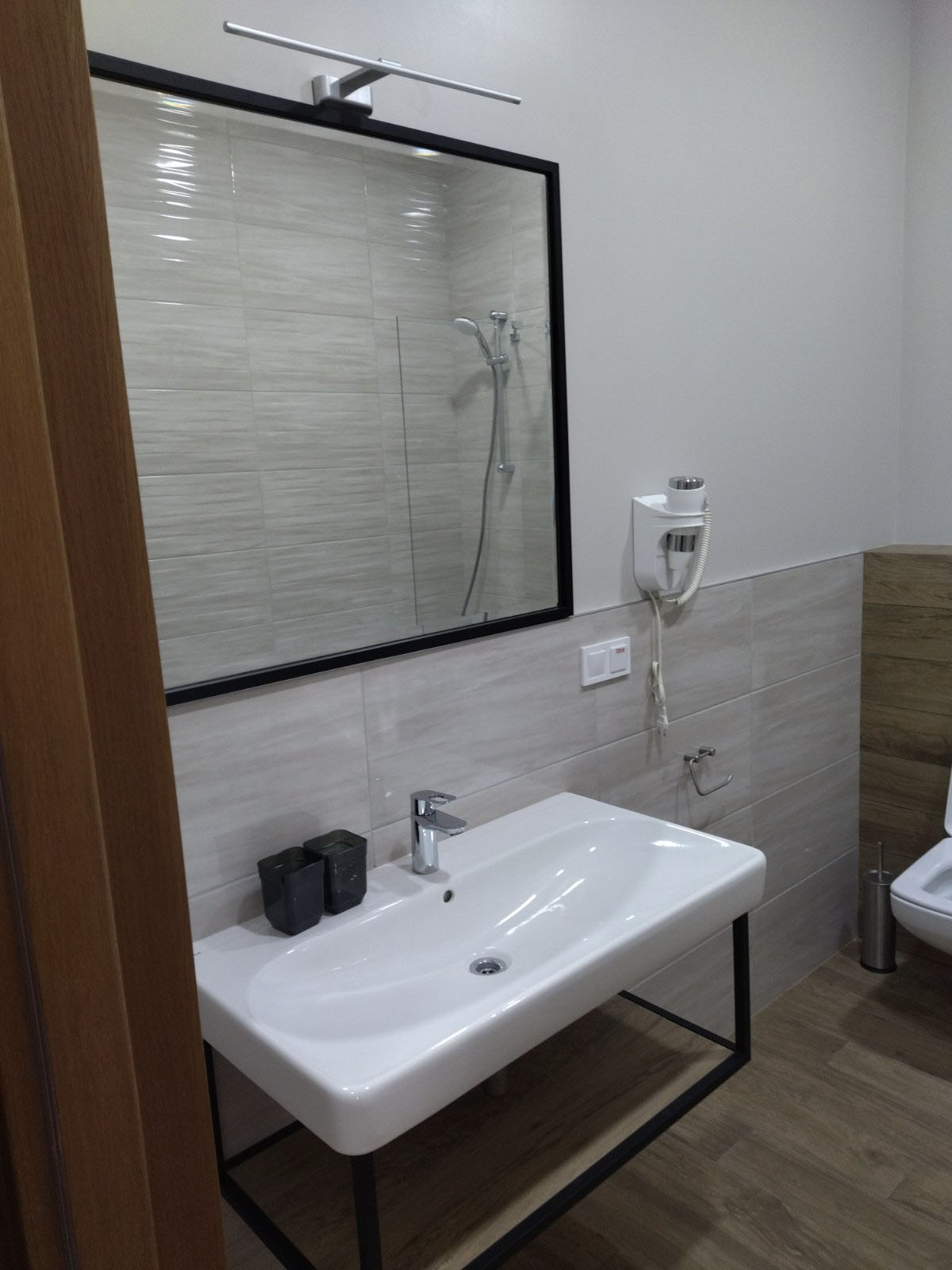 room209_10